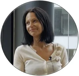 Caroline Simpson